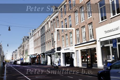 Amsterdam 31 maart 2020
Een lege pc hooftstraat vanwege het Corona virus.