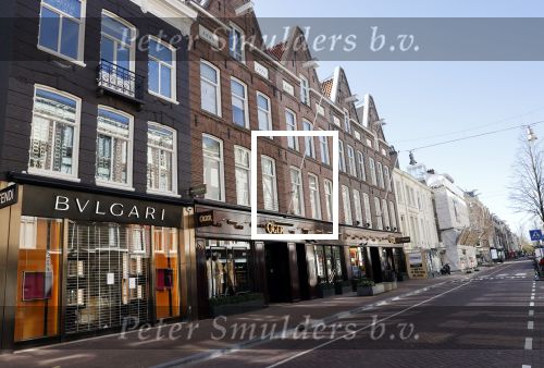 Amsterdam 31 maart 2020
Een lege pc hooftstraat vanwege het Corona virus.