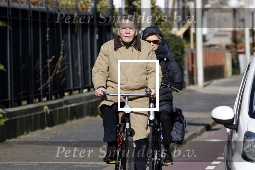Den haag 21 maart 2020
Piet Hein Donner en zijn vrouw fietsend door Den Haag.