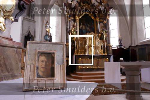 Lech 24 februari 2020
Fotolijst  prins Friso staat nog steeds in de kerk in Lech.