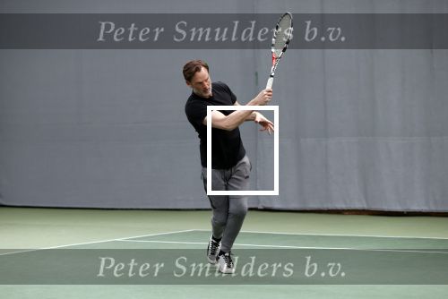 Cruqius 31 maart 2020
Tennissen voor het goede doel met Diederik v Manen. Ronald de Boer