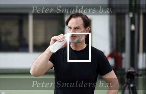 Cruqius 31 maart 2020
Tennissen voor het goede doel met Diederik v Manen. Ronald de Boer