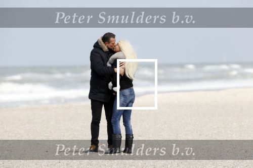 Scheveningen 3 april 2020
Samantha de Jong Barbie met haar nieuwe vriend op het strand van Scheveningen