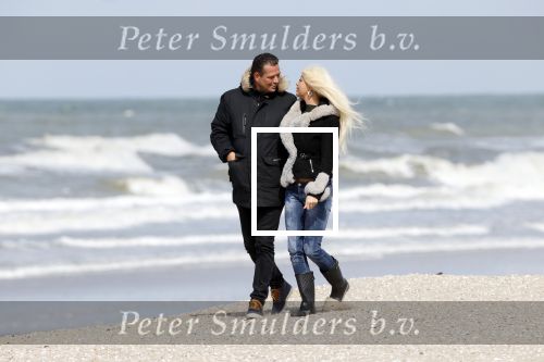 Scheveningen 3 april 2020
Samantha de Jong Barbie met haar nieuwe vriend op het strand van Scheveningen