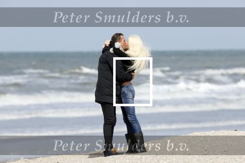 Scheveningen 3 april 2020
Samantha de Jong Barbie met haar nieuwe vriend op het strand van Scheveningen
