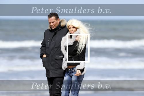 Scheveningen 3 april 2020
Samantha de Jong Barbie met haar nieuwe vriend op het strand van Scheveningen