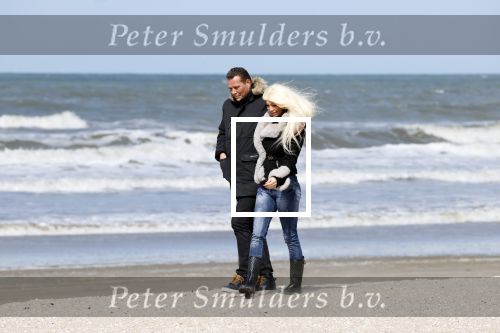 Scheveningen 3 april 2020
Samantha de Jong Barbie met haar nieuwe vriend op het strand van Scheveningen