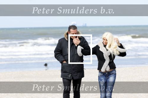 Scheveningen 3 april 2020
Samantha de Jong Barbie met haar nieuwe vriend op het strand van Scheveningen