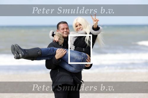 Scheveningen 3 april 2020
Samantha de Jong Barbie met haar nieuwe vriend op het strand van Scheveningen