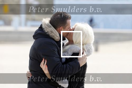 Scheveningen 3 april 2020
Samantha de Jong Barbie met haar nieuwe vriend op het strand van Scheveningen
