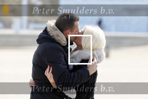 Scheveningen 3 april 2020
Samantha de Jong Barbie met haar nieuwe vriend op het strand van Scheveningen