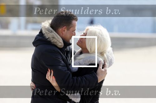 Scheveningen 3 april 2020
Samantha de Jong Barbie met haar nieuwe vriend op het strand van Scheveningen