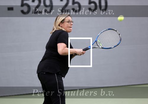 Cruqius 1 april 2020
Diederik v Maren tennist 24 uur voor het ouderenfonds. Diederik tennist oa tegen Selma v Dijk