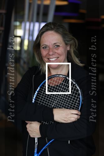 Cruqius 1 april 2020
Diederik v Maren tennist 24 uur voor het ouderenfonds. Diederik tennist oa tegen Selma v Dijk