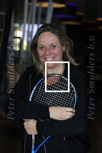 Cruqius 1 april 2020
Diederik v Maren tennist 24 uur voor het ouderenfonds. Diederik tennist oa tegen Selma v Dijk