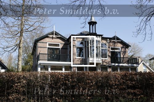 Bergen aan Zee 6 april 2020
Het nieuwe huis van Sonja Bakker en Barrie v Suijdam