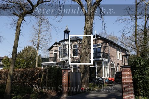Bergen aan Zee 6 april 2020
Het nieuwe huis van Sonja Bakker en Barrie v Suijdam