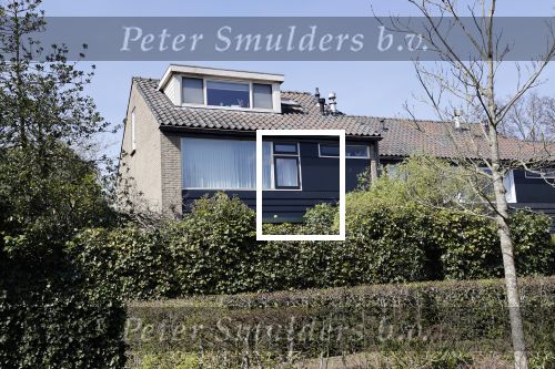 Eemnes Blaricum 7 april 2020
Willibrord Frequin wandelt bijna elke dag 15 km om fit te blijven tijdens deze vreemde corona tijd. Zijn huis