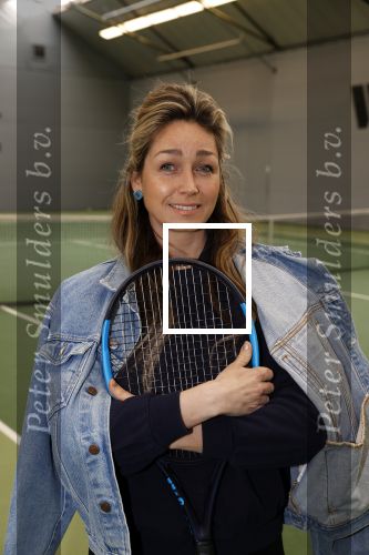 Cruqius 1 april 2020
Diederik v Maren tennist 24 uur voor het ouderenfonds. Diederik tennist oa tegen Zangeres Do Zangeres Dominique v Hulst