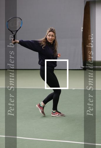 Cruqius 1 april 2020
Diederik v Maren tennist 24 uur voor het ouderenfonds. Diederik tennist oa tegen Zangeres Do Zangeres Dominique v Hulst