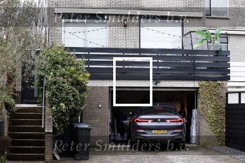 Bergschenhoek Den Haag Mijdrecht Rotterdam 12 maart 2021
Andre Hazes ruilt zijn auto om bij zijn moeder Rachel Hazes