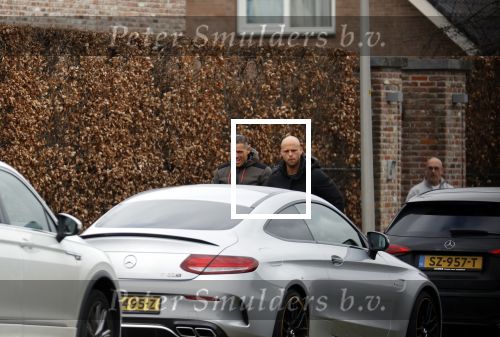 Bergschenhoek 21 maart 2021
Andre Hazes vertrekt vanaf het huis van zijn vriendin Sarah v Soelen. Broer en vader Sarah
