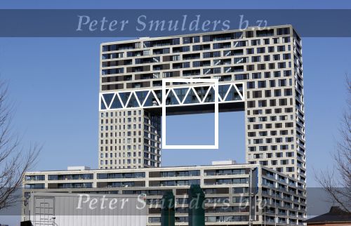 Amsterdam 1 maart 2021
In dit complex wonen oa Marcel Boekhoorn Won Yip en Matthijs v Nieuwkerk