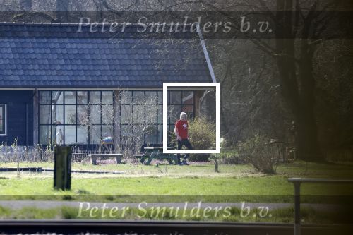 Eefde 30 maart 2021
Matthijs v Nieuwkerk bij zijn huis in Eefde