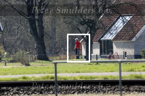 Eefde 30 maart 2021
Matthijs v Nieuwkerk bij zijn huis in Eefde