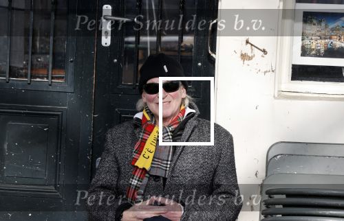 Amsterdam 26 maart 2021
Peter Faber op zijn vaste stek tijdens Corona bij cafe Kobalt