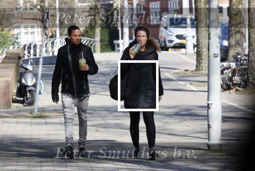 Amsterdam 29 maart 2021
Ryan Marciano met zijn vriendin Kim Sanders in Amsterdam zuid.