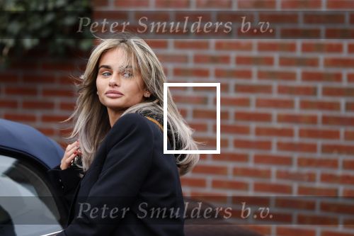Bergschenhoek 11 maart 2021
Sarah v Soelen de nieuwe vriendin van Andre Hazes . Ze gaat met de Bentley met haar moeder naar schoonheidssalon.