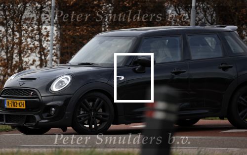 Bergschenhoek 11 maart 2021
Sarah v Soelen de nieuwe vriendin van Andre Hazes . Ze gaat met de Bentley met haar moeder naar schoonheidssalon.