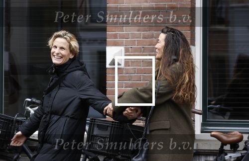 Amsterdam 16 maart 2021
Sjimmy Bruijninckx en Robine v d Meer  op straat in Amsterdam