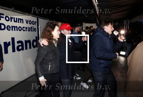 Amsterdam 17 maart 2021
Thierry Baudet bij bijeenkomst Forum voor democratie bij de westergasfabriek. Thierry met zijn vriendin Davide Heijmans