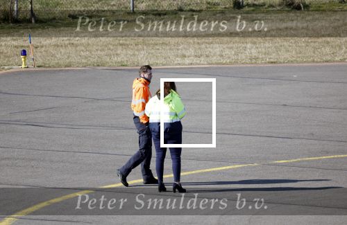 Eindhoven Tilburg 5 maart 2022
Max Verstappen zijn familie en manager Raymond Vermeulen landen met de private Jet van Max op eindhoven Airport . Ze kwamen van ibiza waar ze de verjaardag van Jos Verstappen (50) hebben gevierd. Max had daarna een afspraak in Tilburg.