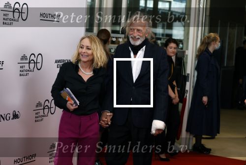 Amsterdam 3 april 2022
Premiere Nationaal Ballet in de stopera.
Angela Groothuizen kwam met haar ex man Rob Mooij