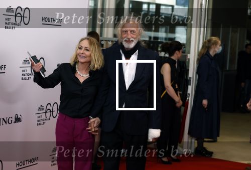 Amsterdam 3 april 2022
Premiere Nationaal Ballet in de stopera.
Angela Groothuizen kwam met haar ex man Rob Mooij