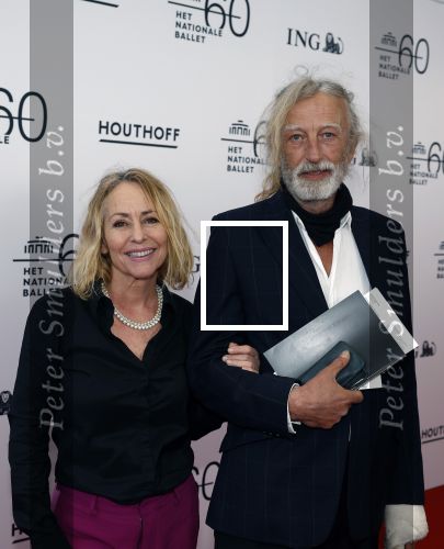 Amsterdam 3 april 2022
Premiere Nationaal Ballet in de stopera.
Angela Groothuizen kwam met haar ex man Rob Mooij
