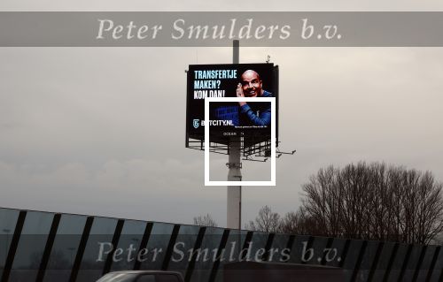 Feb maart 2022
Abri \'s van BetCity met daarop Andy v d Meyde door heel Nederland heen.
