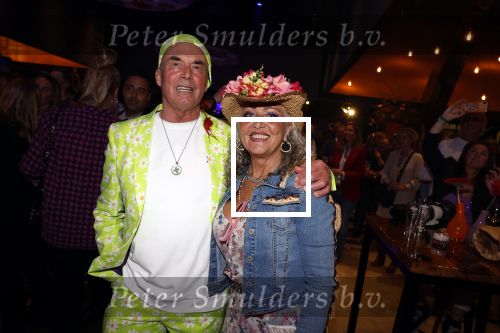 Amsterdam 4 april 2022
Presentatie toppers in de arena.
Aanwezig oa Jan Smit Jeroen v d Boom  en Rene Froger. Bob Pels met zijn vrouw