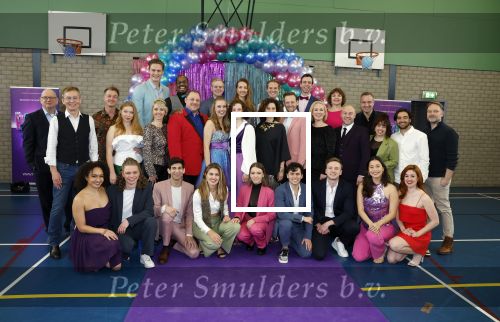 Maarssenbroek 1 maart 2022
Presentatie van Musical the Prom met rollen voor oa Pia Douwes Dennis Willekens Joke de Kruijf Barry Beijer Wieneke Remmers en Rogier Komproe. Hans Cornelissen is de producent.