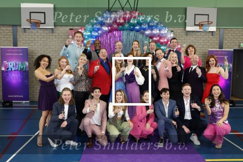 Maarssenbroek 1 maart 2022
Presentatie van Musical the Prom met rollen voor oa Pia Douwes Dennis Willekens Joke de Kruijf Barry Beijer Wieneke Remmers en Rogier Komproe. Hans Cornelissen is de producent.