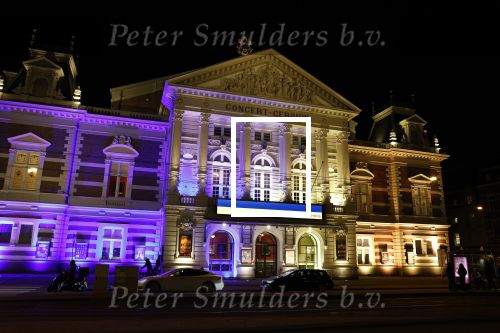 Amsterdam 4 maart 2022
Het concertgebouw is geel blauw uitgelicht icm de oorlog in Oekraine