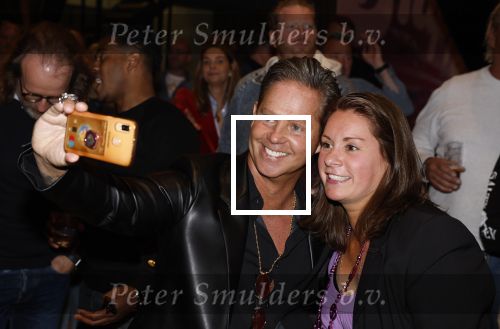 Amsterdam 4 april 2022
Presentatie toppers in de arena.
Aanwezig oa Jan Smit Jeroen v d Boom  en Rene Froger. Danny de Munk met een fan