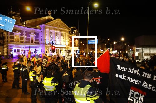 Amsterdam 4 maart 2022
Boekpresentatie Thierry Baudet in restaurant Barpiazzo  op museumplein . Davide zijn vrouw was natuurlijk aanwezig . Buiten stonden demonstranten