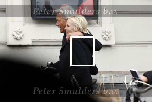 Amsterdam 6 april 2022
Denise Boekhoff met haar nieuwe vriend Mike Kesseler op straat in Amsteram zuid