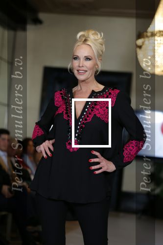 Amsterdam 6 april 2022
De 100e modeshow van Sheila de Vries in het college Hotel.
oa Denise Boekhoff en Nadia Palesa lopen mee.