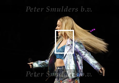 Amsterdam 11 maart 2022
Holland zingt Hazes in het ziggo dome.
Artiesten die mee doen zijn Jeroen v d Boom Xander de Busonje Jamai Looman Gerard Joling Berget Lewis Emma Heesters Roxeanne Hazes Samantha Steenwijk en