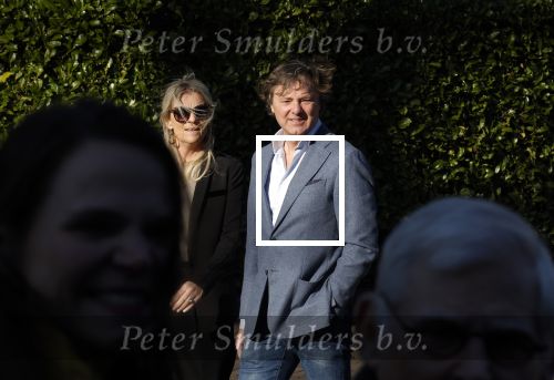Laren 8 maart 2022
Prinses Beatrix opent een nieuwe gedeelte van het Singer museum in Laren . Prinses Beatrix arriveeert in haar nieuwe verlengde Audi A8 Hybride. Frits Sissing met zijn vrouw